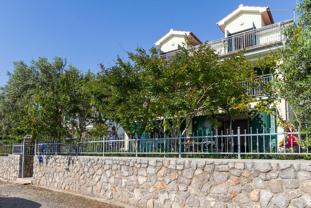 Apartments Vukelic 克罗诺维察 外观 照片