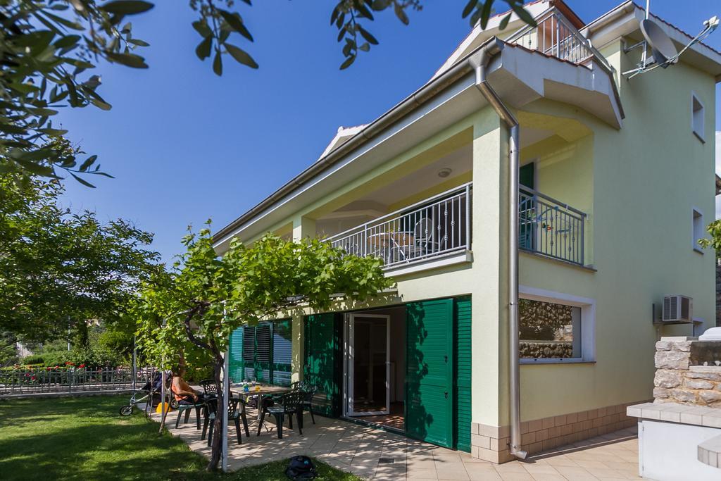 Apartments Vukelic 克罗诺维察 外观 照片