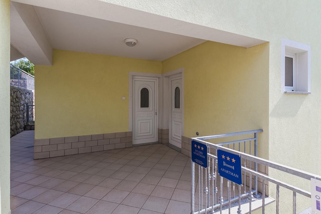 Apartments Vukelic 克罗诺维察 外观 照片