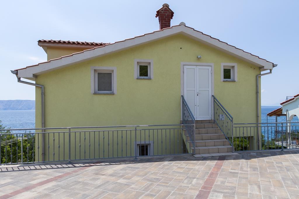 Apartments Vukelic 克罗诺维察 外观 照片