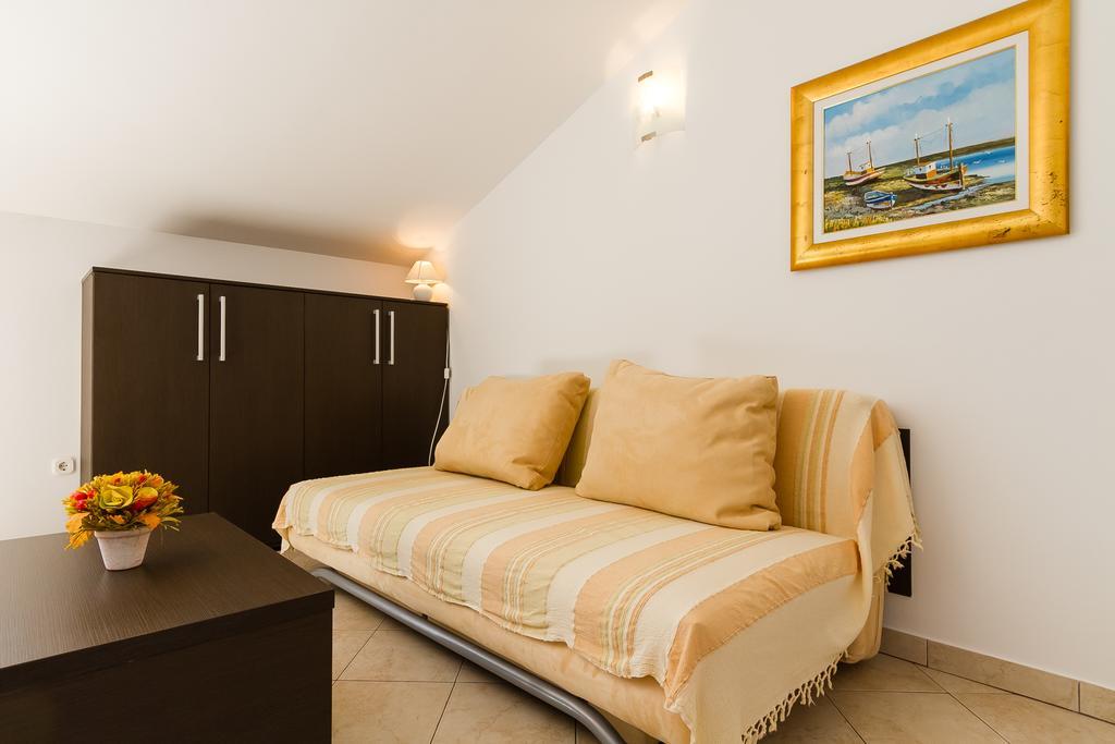 Apartments Vukelic 克罗诺维察 客房 照片