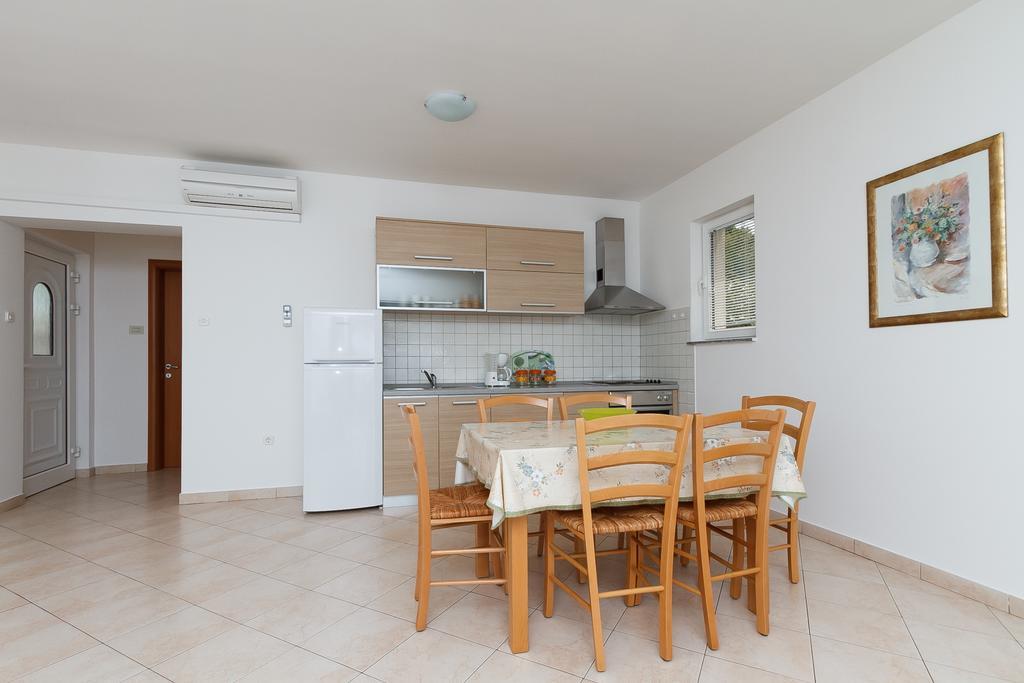 Apartments Vukelic 克罗诺维察 客房 照片